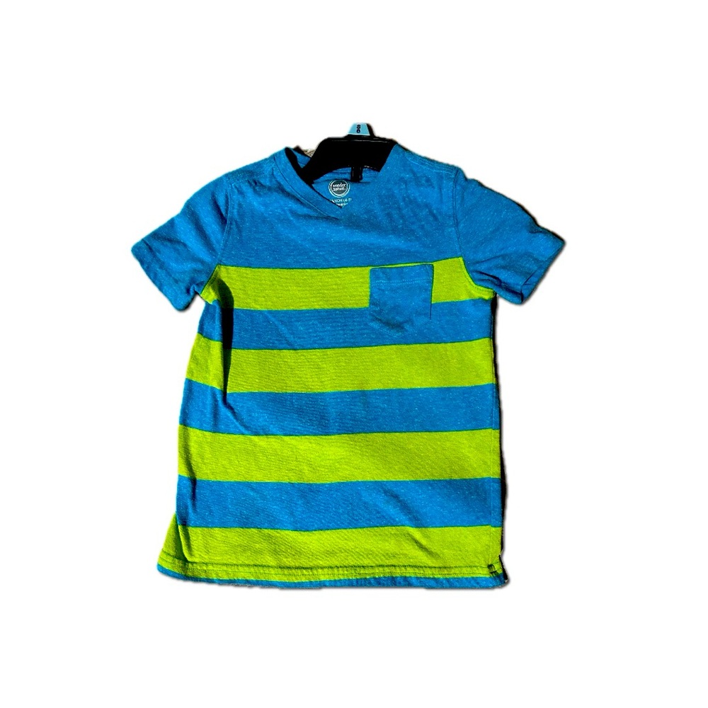 Boys T-shirt size 4/5